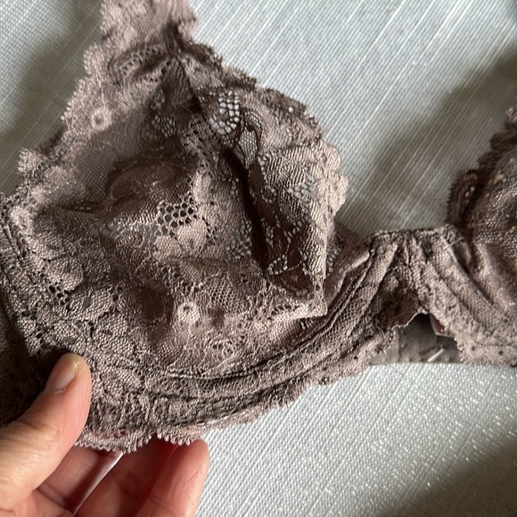 Victoria's Secret angels BRA PANTY SET ANGELS Red Lace 36B AND Large - Picture 6 of 11